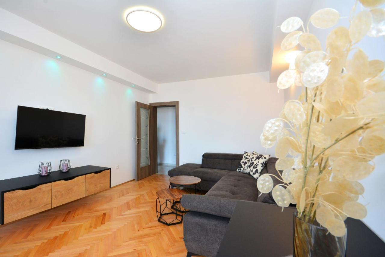 Apartments Radeljic Подстрана Екстериор снимка