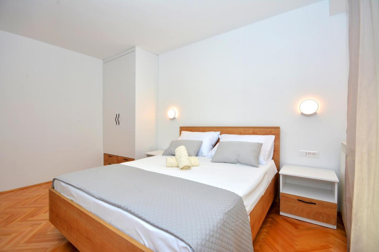 Apartments Radeljic Подстрана Екстериор снимка